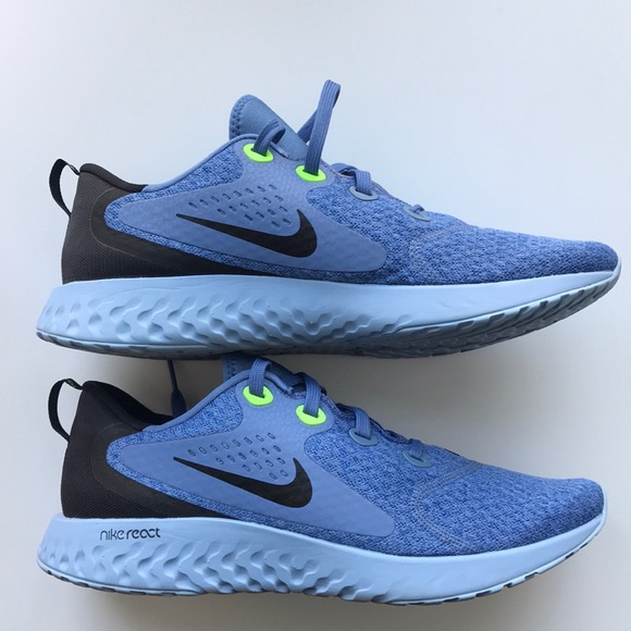 nike legend react rebel